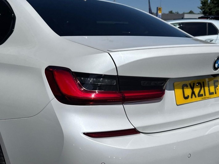 2021 (21) BMW 3 SERIES 320i M Sport 4dr Step Auto 5605127