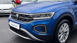 2026 (26) VOLKSWAGEN T-ROC 1.0 TSI 115 Match 5dr 5584768