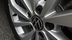 2026 (26) VOLKSWAGEN T-ROC 1.0 TSI 115 Match 5dr 5584735
