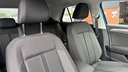 2026 (26) VOLKSWAGEN T-ROC 1.0 TSI 115 Match 5dr 5584734