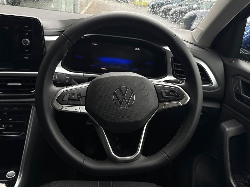 2026 (26) VOLKSWAGEN T-ROC 1.0 TSI 115 Match 5dr 5584743