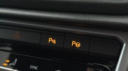 2026 (26) VOLKSWAGEN T-ROC 1.0 TSI 115 Match 5dr 5584792