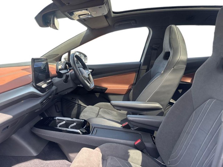 2021 (71) VOLKSWAGEN ID.4 150kW Max Pro Performance 77kWh 5dr Auto 5608982