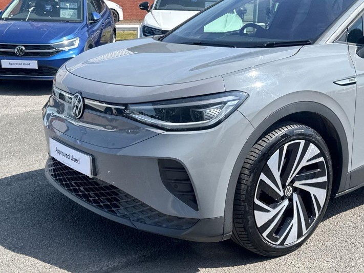 2021 (71) VOLKSWAGEN ID.4 150kW Max Pro Performance 77kWh 5dr Auto 5609019