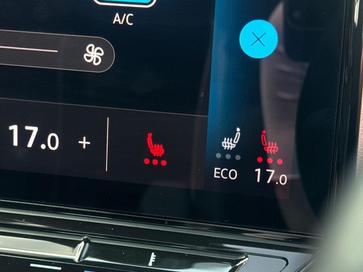 2021 (71) VOLKSWAGEN ID.4 150kW Max Pro Performance 77kWh 5dr Auto 5609006
