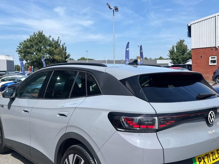 2021 (71) VOLKSWAGEN ID.4 150kW Max Pro Performance 77kWh 5dr Auto 5609015