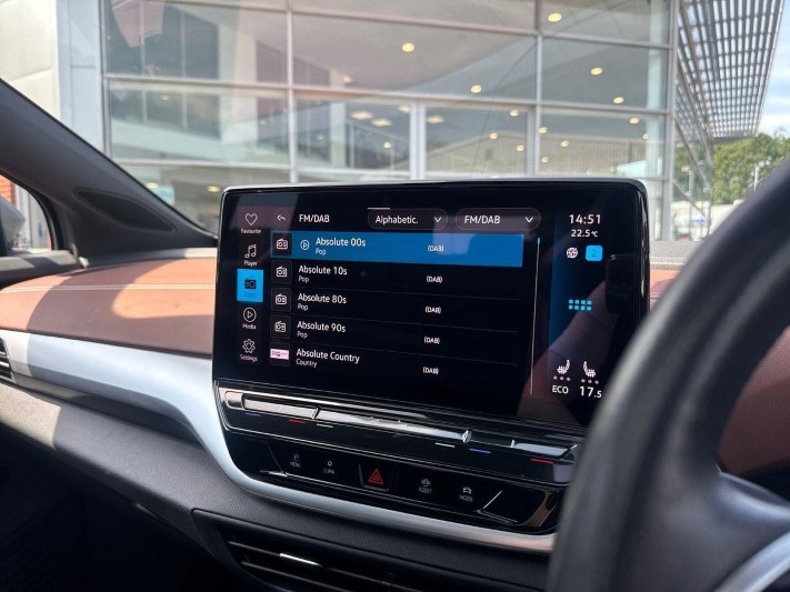 2021 (71) VOLKSWAGEN ID.4 150kW Max Pro Performance 77kWh 5dr Auto 5609003