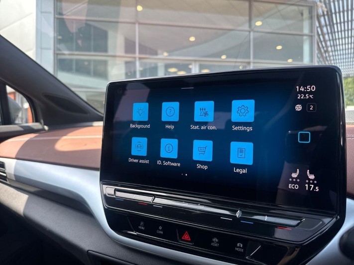 2021 (71) VOLKSWAGEN ID.4 150kW Max Pro Performance 77kWh 5dr Auto 5609040