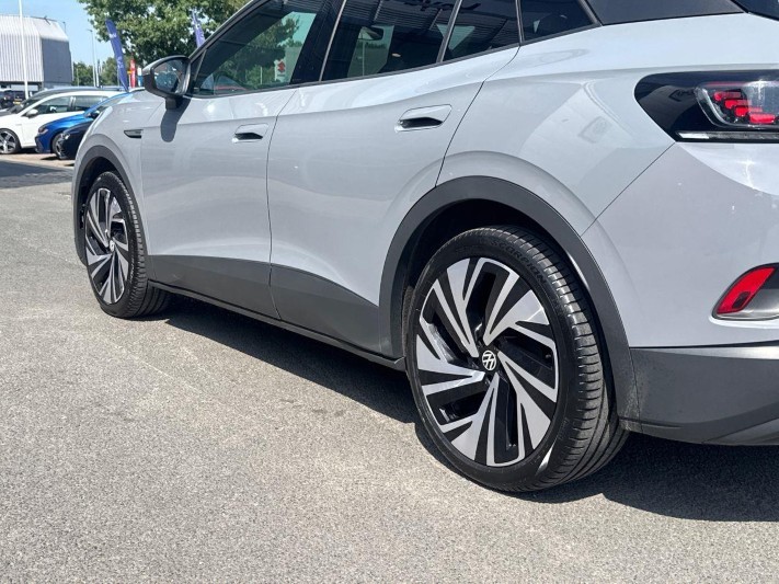 2021 (71) VOLKSWAGEN ID.4 150kW Max Pro Performance 77kWh 5dr Auto 5609016
