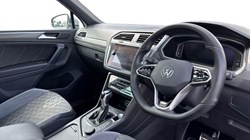 2022 (72) VOLKSWAGEN TIGUAN 2.0 TSI 4Motion R-Line 5dr DSG 5634305
