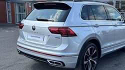 2022 (72) VOLKSWAGEN TIGUAN 2.0 TSI 4Motion R-Line 5dr DSG 5634345