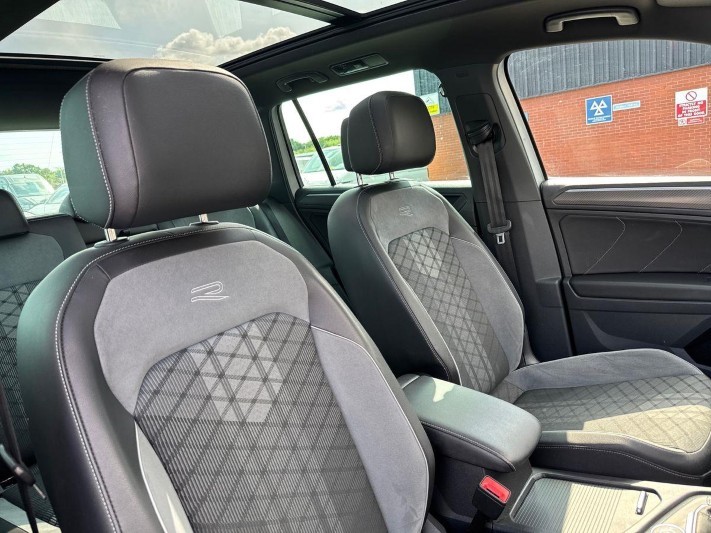 2022 (72) VOLKSWAGEN TIGUAN 2.0 TSI 4Motion R-Line 5dr DSG 5634318