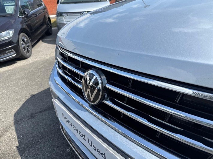 2022 (72) VOLKSWAGEN TIGUAN 2.0 TSI 4Motion R-Line 5dr DSG 5634342