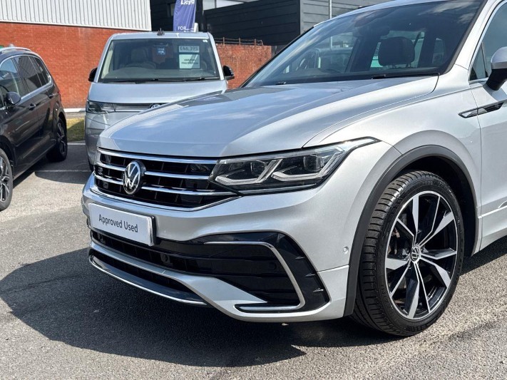 2022 (72) VOLKSWAGEN TIGUAN 2.0 TSI 4Motion R-Line 5dr DSG 5634343