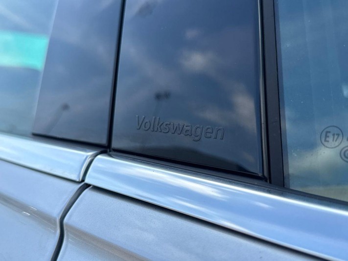 2022 (72) VOLKSWAGEN TIGUAN 2.0 TSI 4Motion R-Line 5dr DSG 5634354