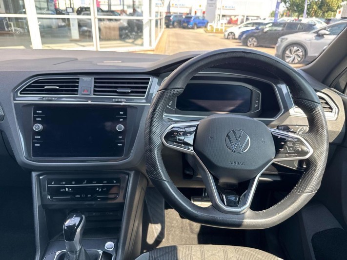 2023 (73) VOLKSWAGEN TIGUAN 2.0 TDI R-Line Edition 5dr DSG 5617813