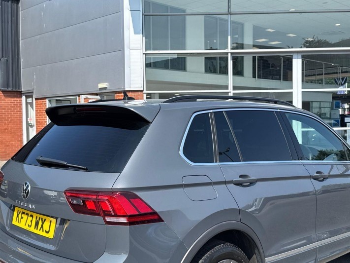 2023 (73) VOLKSWAGEN TIGUAN 2.0 TDI R-Line Edition 5dr DSG 5617829