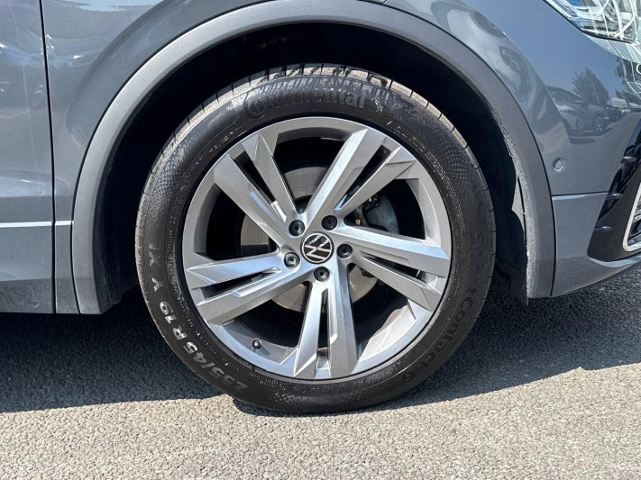2023 (73) VOLKSWAGEN TIGUAN 2.0 TDI R-Line Edition 5dr DSG 5617794