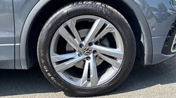 2023 (73) VOLKSWAGEN TIGUAN 2.0 TDI R-Line Edition 5dr DSG 5617794