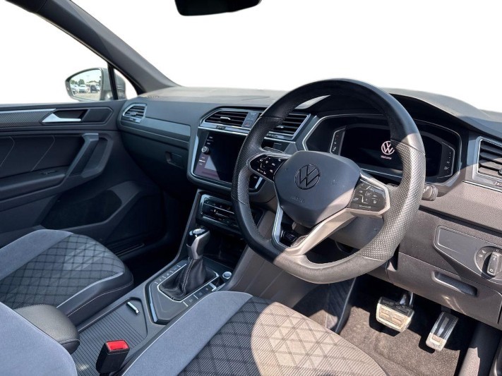 2023 (73) VOLKSWAGEN TIGUAN 2.0 TDI R-Line Edition 5dr DSG 5617795