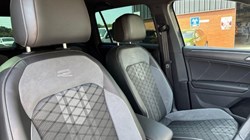 2023 (73) VOLKSWAGEN TIGUAN 2.0 TDI R-Line Edition 5dr DSG 5617801