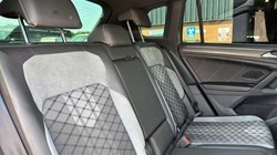 2023 (73) VOLKSWAGEN TIGUAN 2.0 TDI R-Line Edition 5dr DSG 5617824