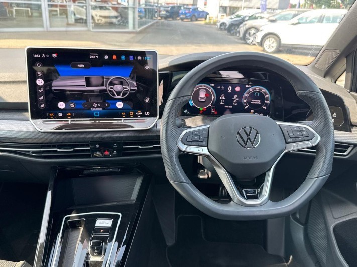 2025 (75) VOLKSWAGEN GOLF 2.0 TDI 150 R-Line 5dr DSG 5619513