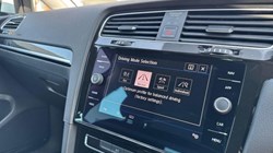 2017 (17) VOLKSWAGEN GOLF 2.0 TDI GT 5dr 5617976