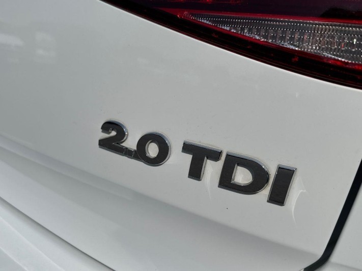 2017 (17) VOLKSWAGEN GOLF 2.0 TDI GT 5dr 5617995