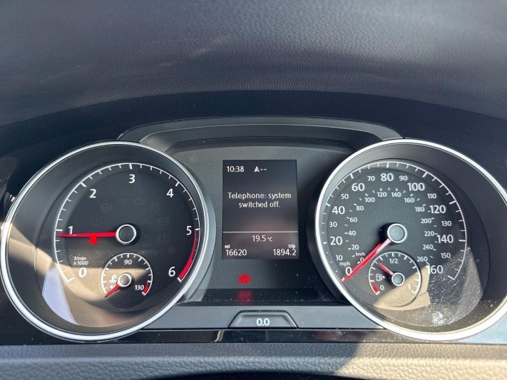 2017 (17) VOLKSWAGEN GOLF 2.0 TDI GT 5dr 5617969