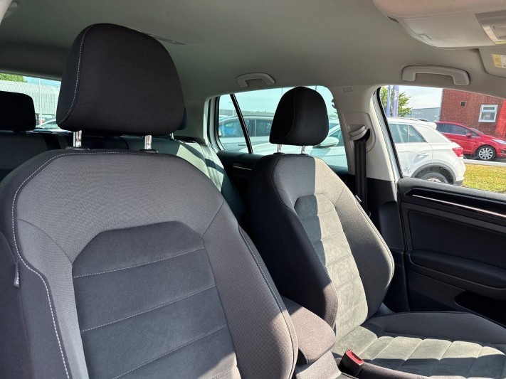 2017 (17) VOLKSWAGEN GOLF 2.0 TDI GT 5dr 5617958