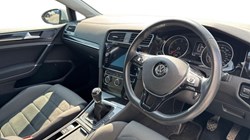 2017 (17) VOLKSWAGEN GOLF 2.0 TDI GT 5dr 5617952