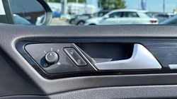 2017 (17) VOLKSWAGEN GOLF 2.0 TDI GT 5dr 5618006