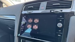 2017 (17) VOLKSWAGEN GOLF 2.0 TDI GT 5dr 5618008