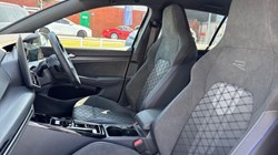 2025 (75) VOLKSWAGEN GOLF 2.0 TDI 150 R-Line 5dr DSG 5628070