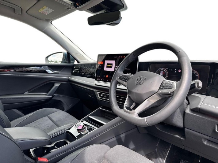 2025 (25) VOLKSWAGEN TIGUAN 1.5 TSI eHybrid Elegance 5dr DSG 5608801