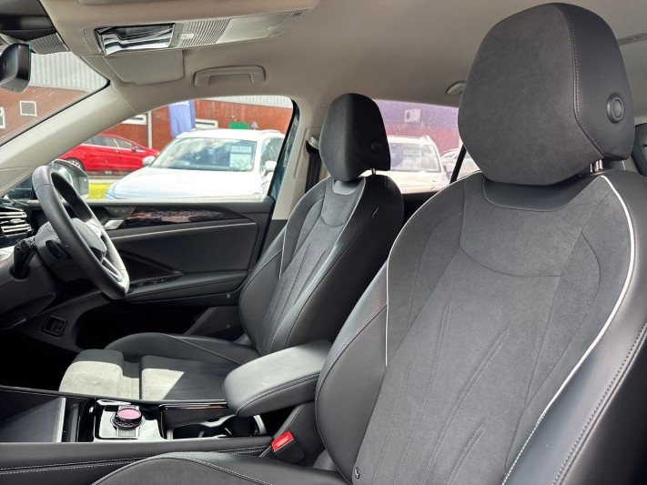 2025 (25) VOLKSWAGEN TIGUAN 1.5 TSI eHybrid Elegance 5dr DSG 5608831