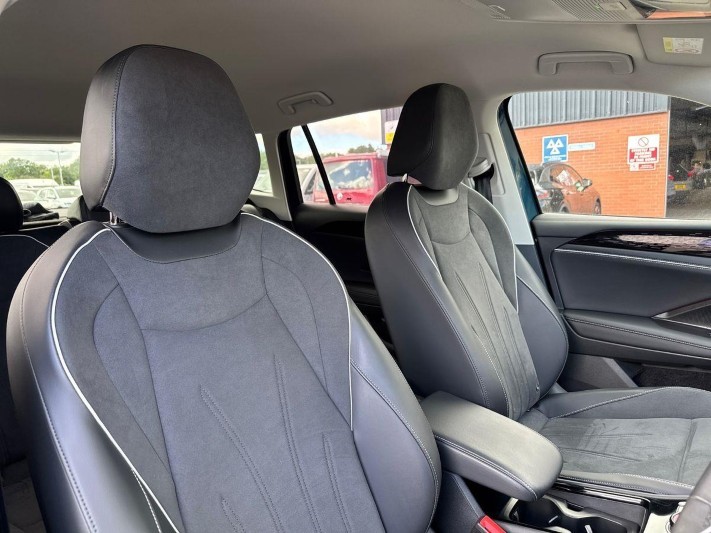 2025 (25) VOLKSWAGEN TIGUAN 1.5 TSI eHybrid Elegance 5dr DSG 5608807