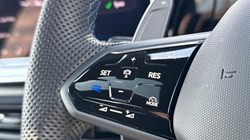 2026 (26) VOLKSWAGEN GOLF 2.0 TSI 333 R Black Edition 4Motion 5dr DSG 5638926