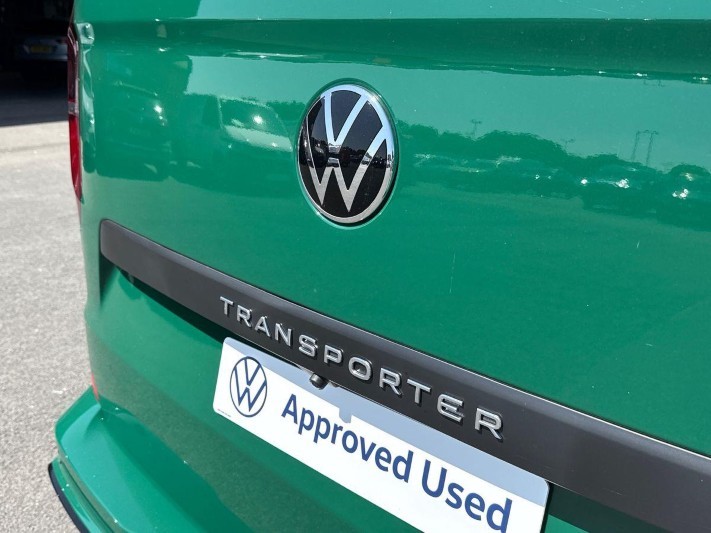 2026 (26) VOLKSWAGEN COMMERCIAL TRANSPORTER 2.0 TDI 170 Sportline Van Auto 5628153