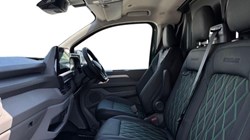 2026 (26) VOLKSWAGEN COMMERCIAL TRANSPORTER 2.0 TDI 170 Sportline Van Auto 5628113