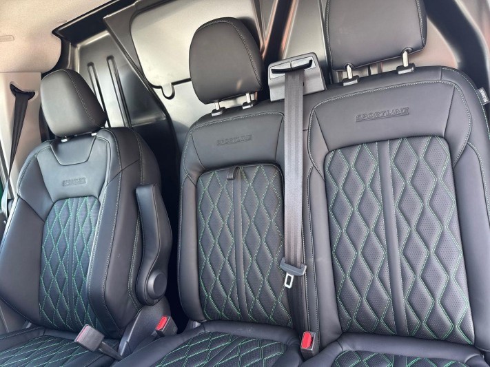 2026 (26) VOLKSWAGEN COMMERCIAL TRANSPORTER 2.0 TDI 170 Sportline Van Auto 5628141
