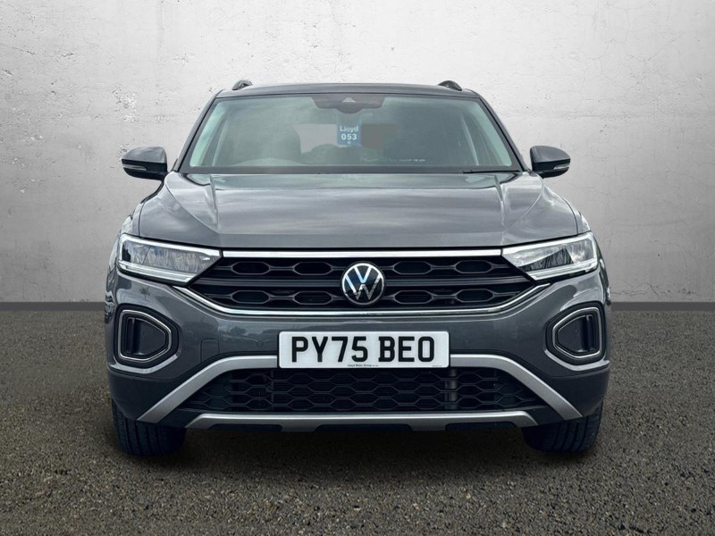 2025 (75) VOLKSWAGEN T-ROC 1.5 TSI Match 5dr 5717563
