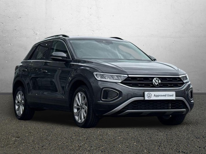 2025 (75) VOLKSWAGEN T-ROC 1.5 TSI Match 5dr