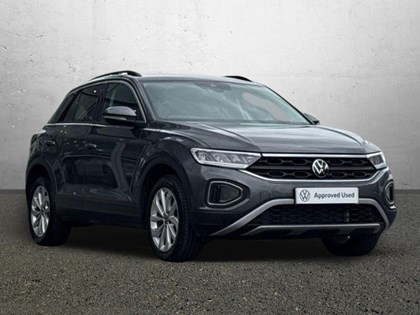 2025 (75) VOLKSWAGEN T-ROC 1.5 TSI Match 5dr
