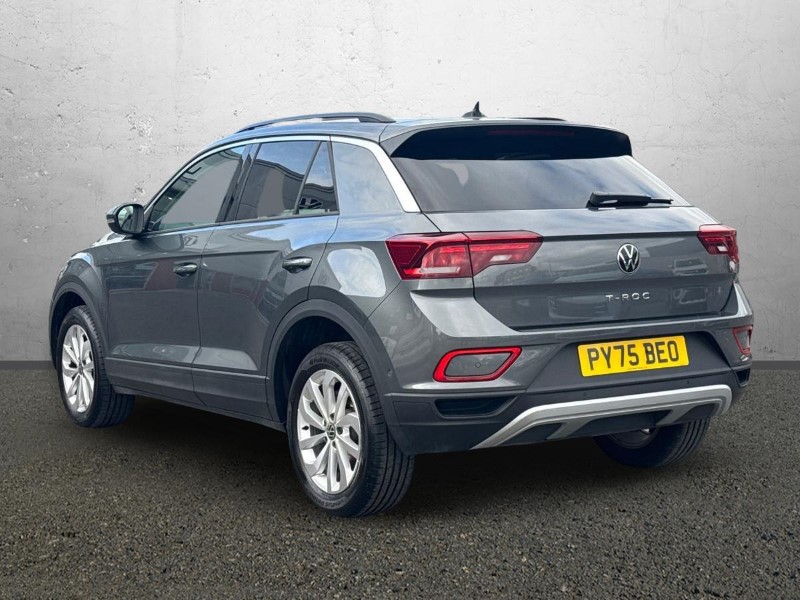 2025 (75) VOLKSWAGEN T-ROC 1.5 TSI Match 5dr 5717556