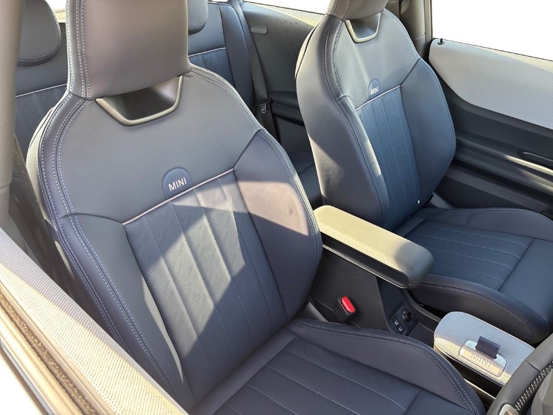 MINI COOPER 1.5 C Sport [Level 1] 3dr Auto 4043998