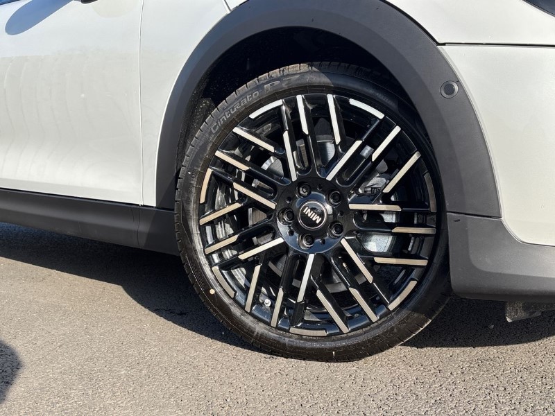  MINI COOPER 1.5 C Sport [Level 1] 3dr Auto 4044029