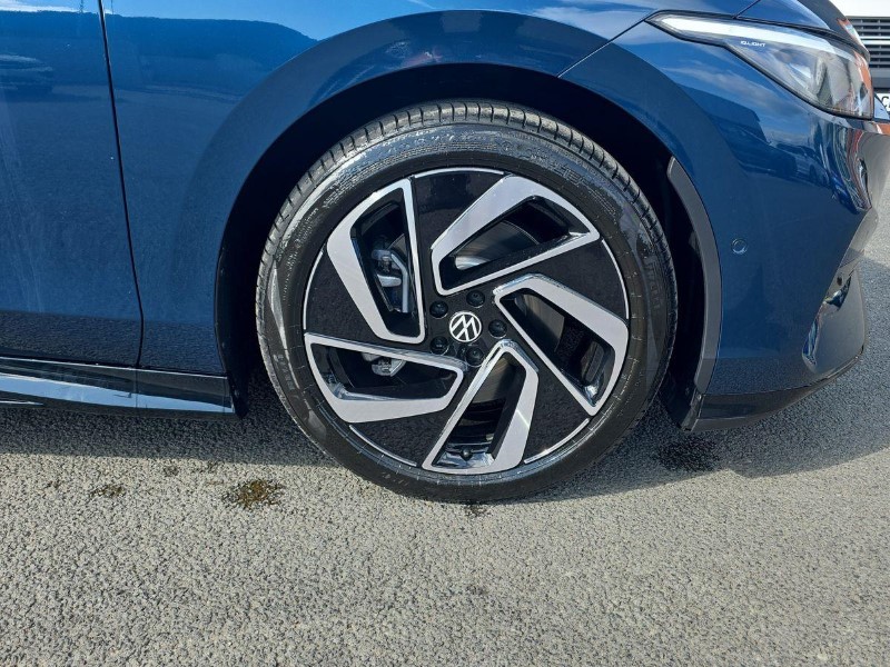 2026 (26) VOLKSWAGEN ID.7 210kW Match Pro S Plus 86kWh 5dr Auto 5717790