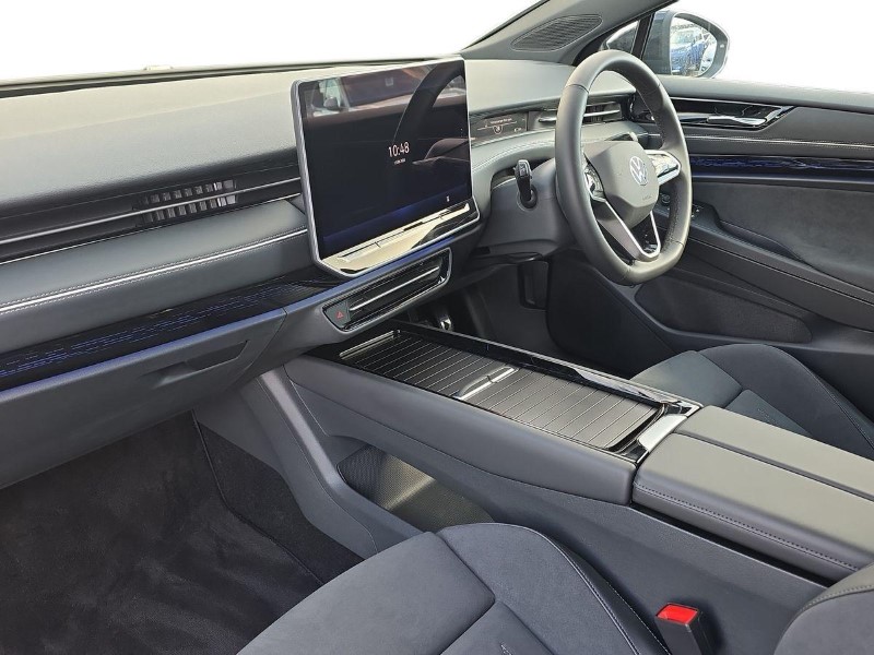 2026 (26) VOLKSWAGEN ID.7 210kW Match Pro S Plus 86kWh 5dr Auto 5717787